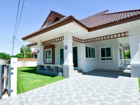 4.พาชมบ้านกลันตาเหล่านาดี