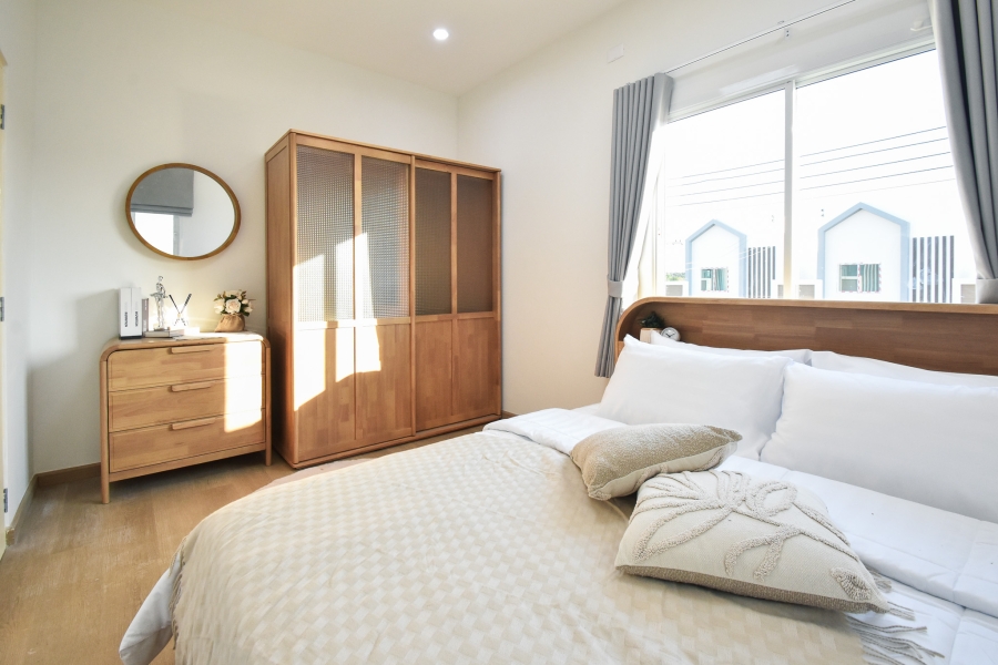 สำราญบุรี ทาวน์โฮม 2 ชั้น