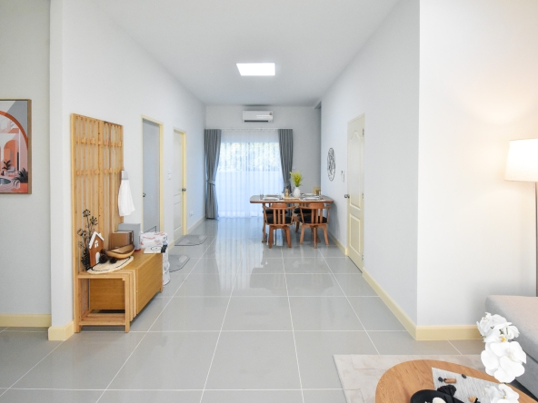 สำราญบุรี ทาวน์โฮม 2 ชั้น