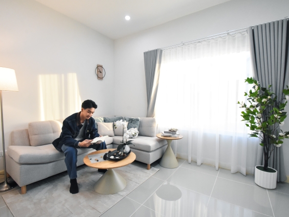 สำราญบุรี ทาวน์โฮม 2 ชั้น